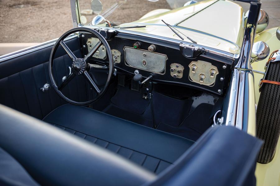 Торпедо Cord L-29 Convertible 1932 года  (фото 7 из 13)